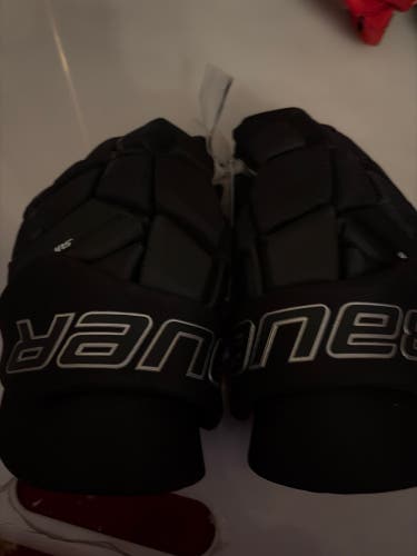 Bauer Supreme M3 Gloves 14" (New)