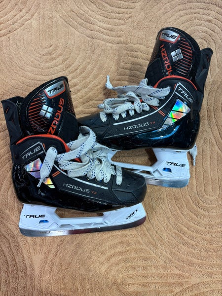 Junior True HZRDUS 7x Hockey Skates Regular Width Size 2 (Used)