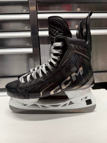 CCM XF Pro Hockey Skates Size 8.5 Wide Width 271mm NCAA Pro Stock (New