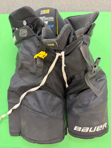 Intermediate Medium Bauer Supreme 3S Pro Hockey Pants (Used)