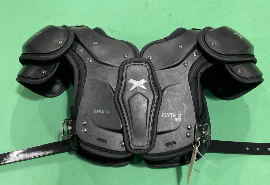 Used Youth Small Xenith Flyte 2 TD Shoulder Pads
