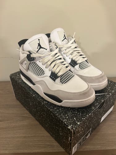 White Men's Size M 11.0 (W 12.0) Adult Air Jordan Jordan 4 Shoes (Used)