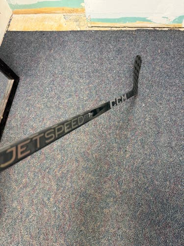 Junior CCM JetSpeed FT7 Pro Hockey Stick Left Hand P28 40 Flex (Used)
