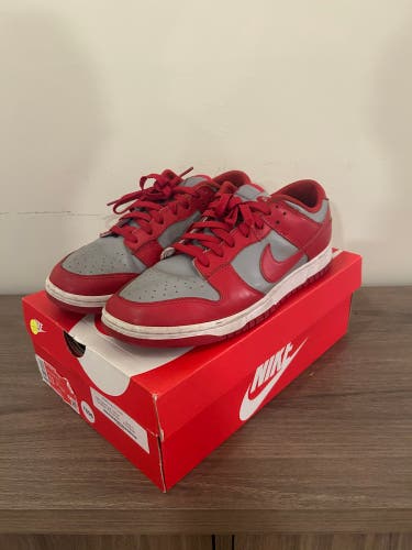 Red Unisex Size M 11.0 (W 12.0) Adult Nike Dunk Low Shoes (Used)