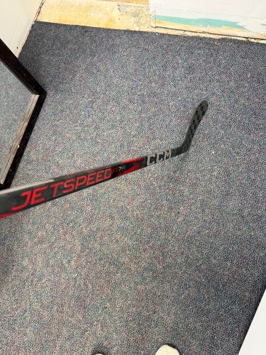 Junior CCM JetSpeed FT7 Pro Hockey Stick Left Hand P28 30 Flex (Used)