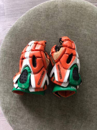 Maverik Rome player gloves large