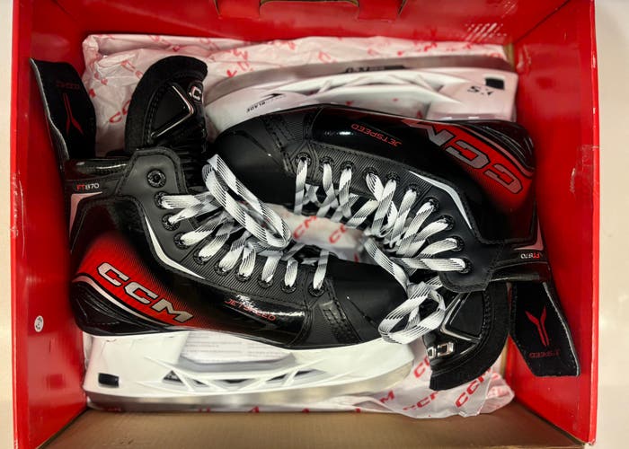 2026’ CCM JetSpeed FT870 Hockey Skates Regular Width 8 (Like New)