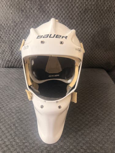 Senior Large Bauer 960 Goalie Mask Pro Stock (Used)