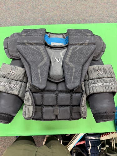 Senior Small Bauer Elite Goalie Chest Protector (Used)