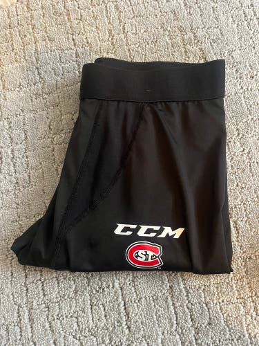 St Cloud State Large CCM Compression Pants (New)
