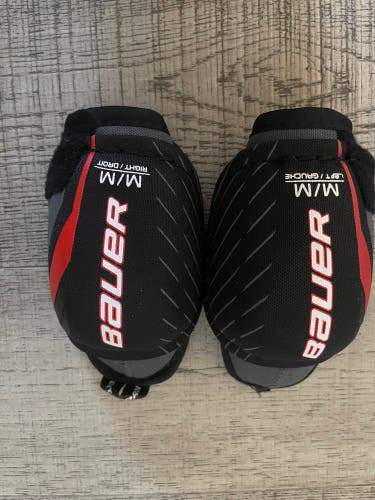 Youth Medium Bauer Lil Sport Elbow Pads (Used)