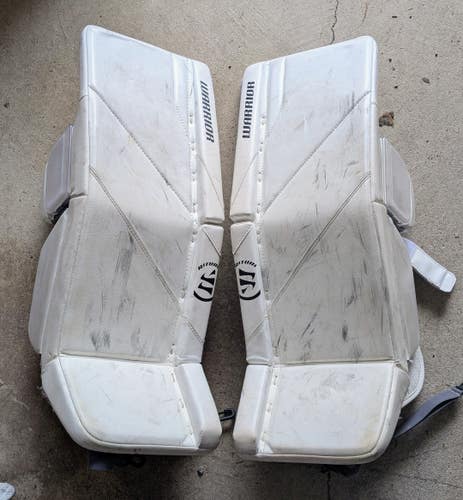 28" 2025 Warrior Ritual G7 Goalie Leg Pads (Used)
