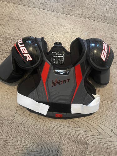 Medium Youth Bauer Lil Sport Shoulder Pads (Used)