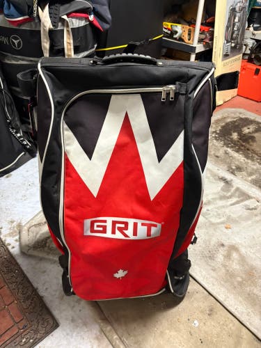 GRIT Bag (Lightly Used)