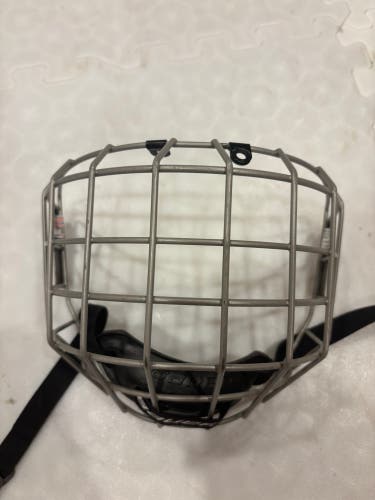 Small Bauer Profile I Full Cage (Used)