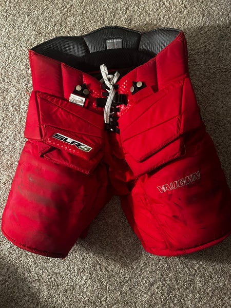 Senior Large 2024 Vaughn SLR4 Pro Carbon Hockey Goalie Pants (Used)