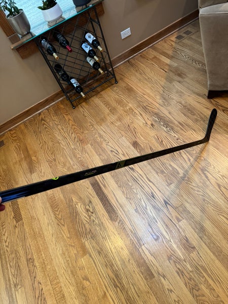 Intermediate Warrior Alpha LX3 Pro Left Hand Hockey Stick W03 65 Flex (New)