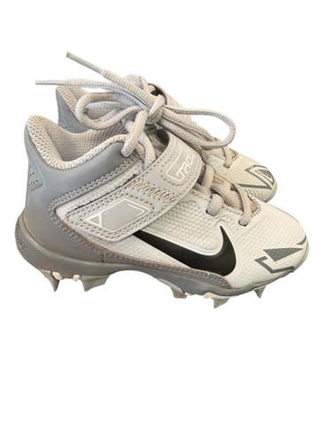 Used Nike CZ5910-001 TROUT BB/SB CLEAT BB/SB Cleats Grey Youth 10.0 11862-S000093621