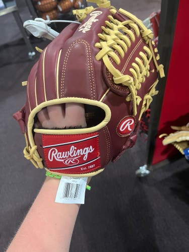 Rawlings Sandlot Series RH Infield Baseball Glove 11.5" (Used)