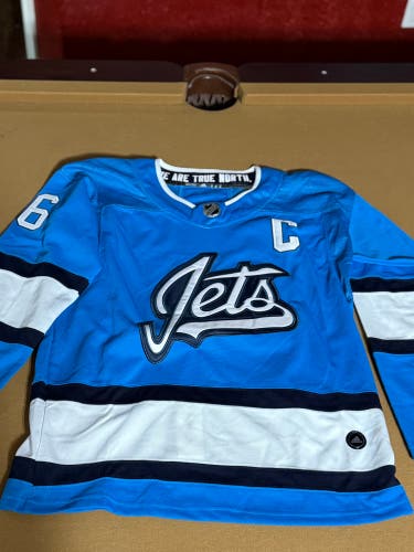 Winnipeg Jets Jersey