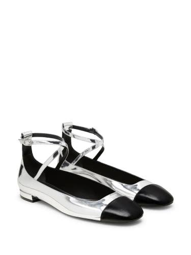Stuart Weitzman Eden Flat Women's US 8 Silver Leather Crossover Strap HTAT1033