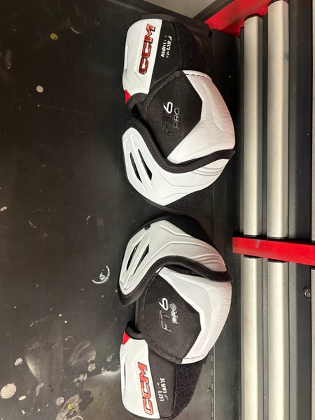 Senior Large CCM JetSpeed FT6 Pro Elbow Pads Pro Stock (Used)