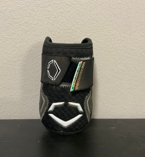 Black Senior EvoShield Elbow Guard Elbow Protection (Used)