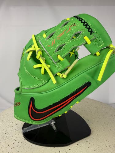 Nike Vapor Elite Kobe Grinch Baseball Glove NWT Collector Piece