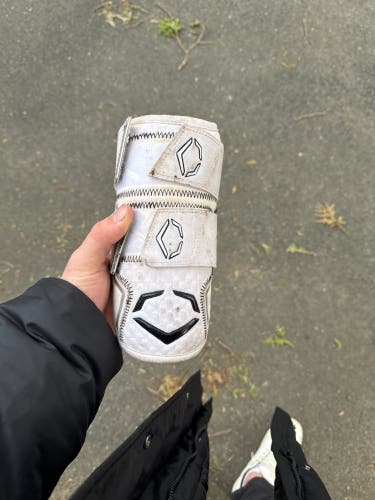 White Senior EvoShield Elbow Guard Elbow Protection (Used)
