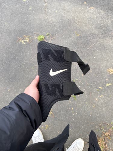 Black Senior Nike Elbow Protection (Used)