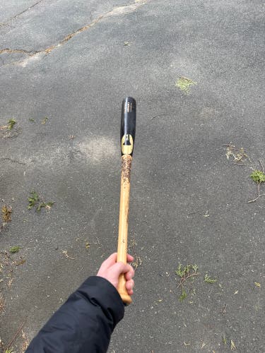 Chandler KB17 Bat 32" (Used)