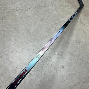 75 Flex P28 Senior CCM Jetspeed FT8 Pro Left Hand Hockey Stick Pro Stock (New)