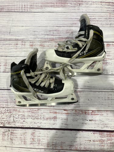 Youth CCM Tacks 9060 Hockey Goalie Skates Regular Width 13 (Used)