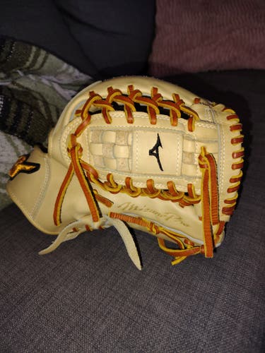 Mizuno RH Pro Baseball Glove 12" (Used)