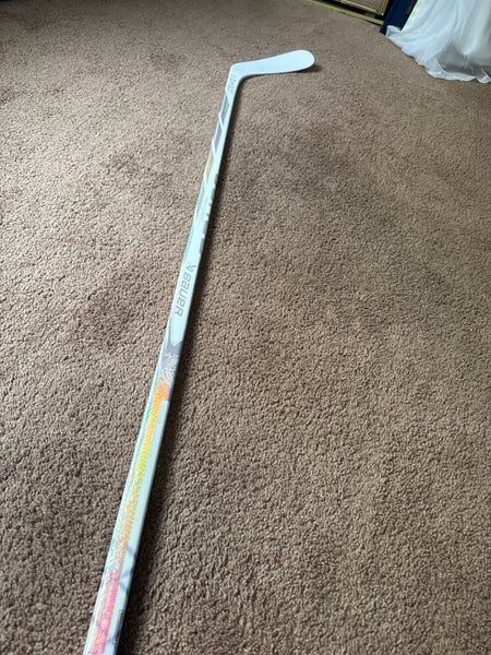 Intermediate Bauer Right Handed Hockey Stick P92 55 Flex (Used)