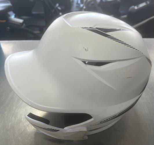 Used Easton HELMET WITH JAW Batting Helmet w/Mask White Fits all 11497-S000157171