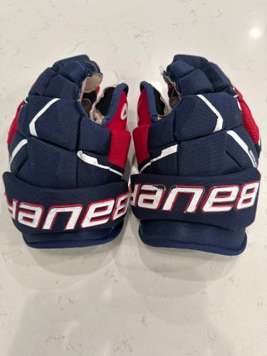 Bauer Supreme M5 Pro Gloves 12" (Used)