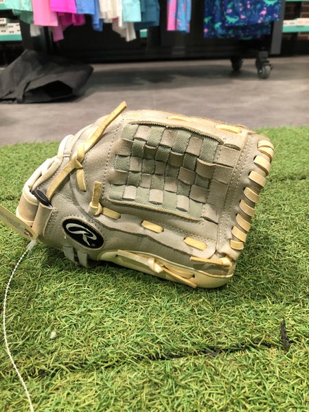 Rawlings Highlight Series RH Pitcher's Softball Glove 12" (Used)