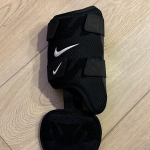 Nike Batting leg guard