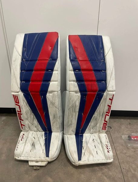 34" True Catalyst PX3 Custom Goalie Leg Pads Red White and Blue (Used)