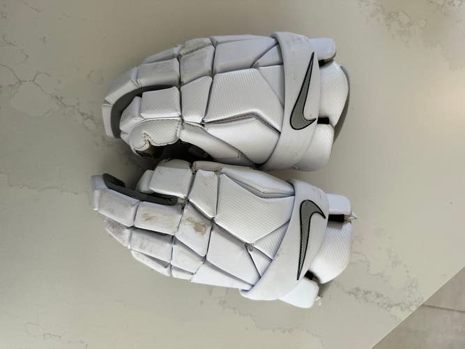 Nike Vapor Lacrosse Gloves (Used)