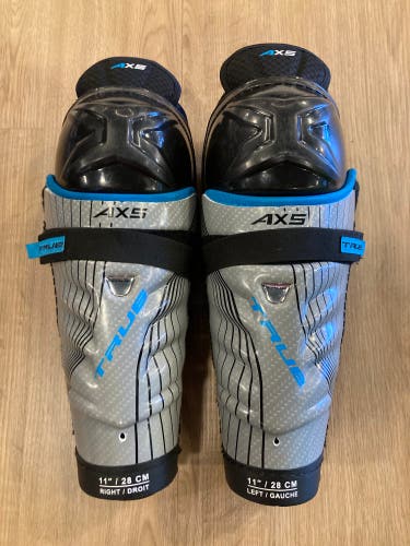 11" Junior True AX5 Shin Pads