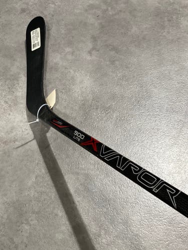 Used Junior Bauer Vapor X900 Lite Right Handed Hockey Stick P92 | GREAT CONDITION