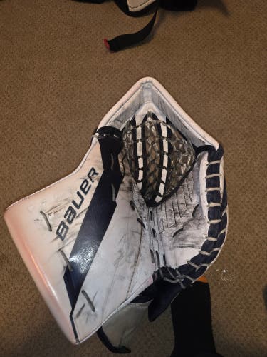 2024 Bauer Supreme Shadow Regular (Used)