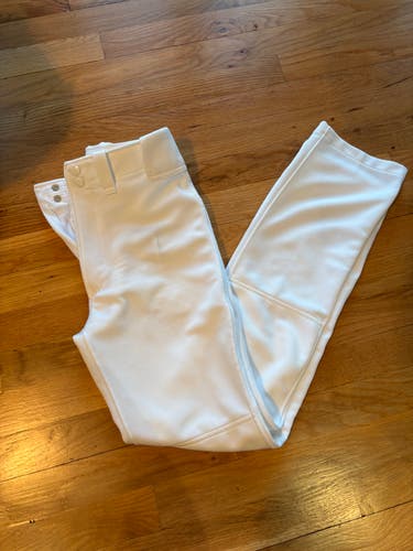 White XL Youth Mizuno Game Pants (Used)