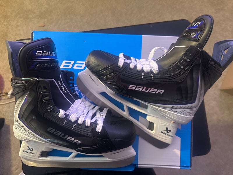 2025 Bauer Vapor Flylite Hockey Skates 7.5 fit-1 (New) w/FlyX stainless steel runners