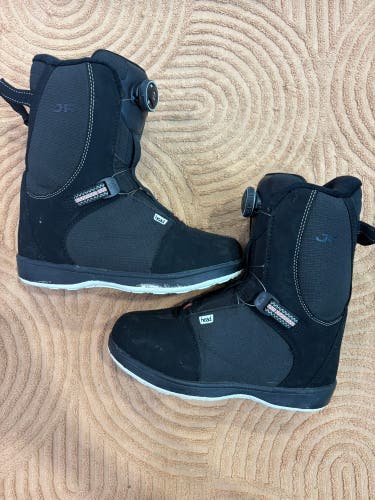 Kid's HEAD JR BOA Snowboard Boots | Size 6/7 (Used)