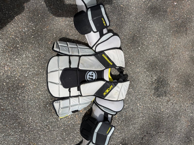 Large Warrior Ritual X3E Goalie Chest Protector (Used)