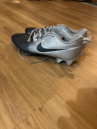 Men's Size M 10.5 (W 11.5) Adult Nike Vapor edge pro 360 Cleats (Used)