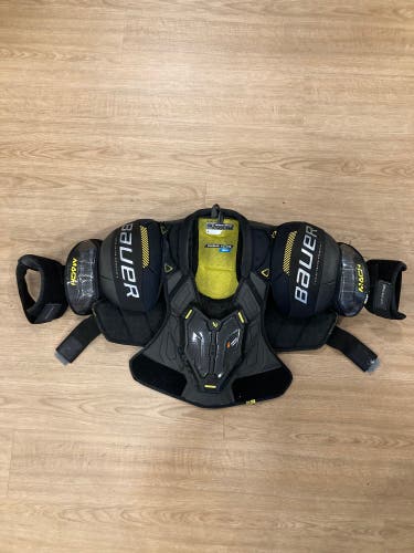 Senior Medium Bauer Supreme Mach Shoulder Pads